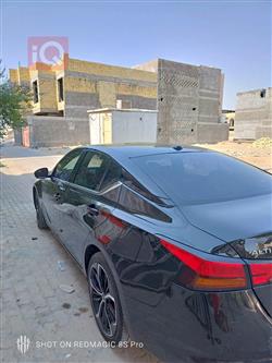 نيسان ألتيما